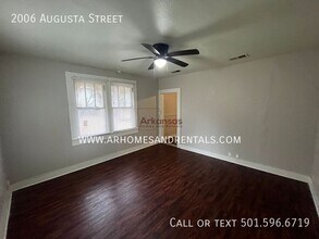 2006 Augusta St in North Little Rock, AR - Building Photo - Building Photo
