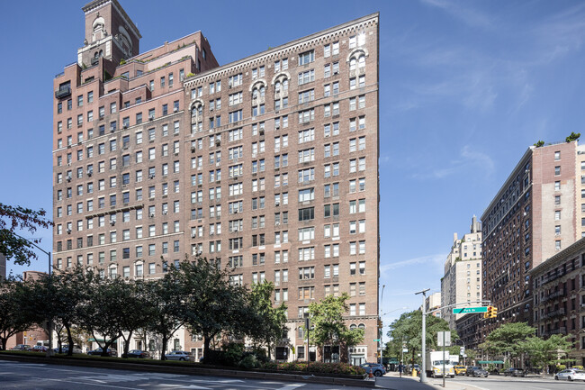 1230 Park Ave in New York, NY - Foto de edificio - Building Photo