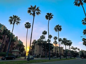 4085-4089-4089 Nobel Dr in San Diego, CA - Building Photo - Building Photo