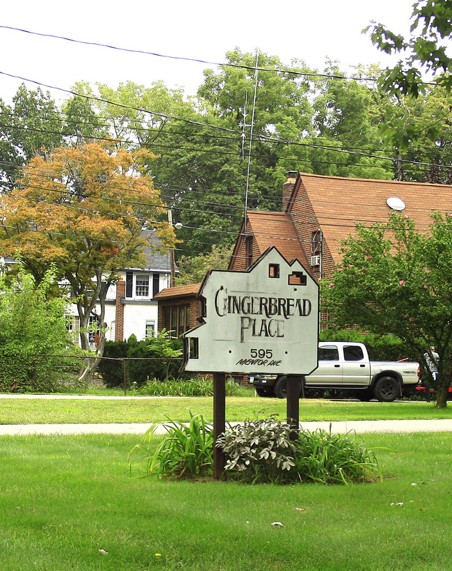 Gingerbread Place in Painesville, OH - Building Photo - Building Photo