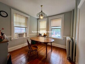 19 Netherlands Rd, Unit 1F in Brookline, MA - Building Photo - Building Photo