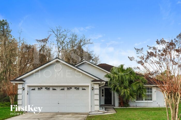 2667 Secret Harbor Dr in Orange Park, FL - Building Photo