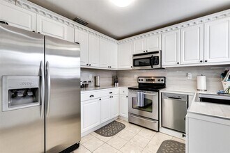 242 SW 9th St in Pompano Beach, FL - Building Photo - Building Photo
