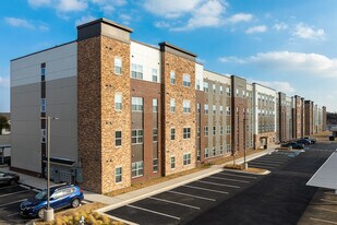 Reserve at Mayfield LLC in Arlington, TX - Building Photo