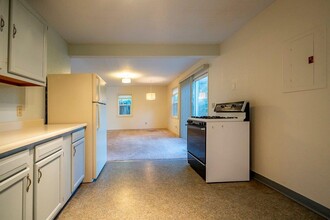 426 1/2 S 5th St in Livingston, MT - Building Photo - Building Photo