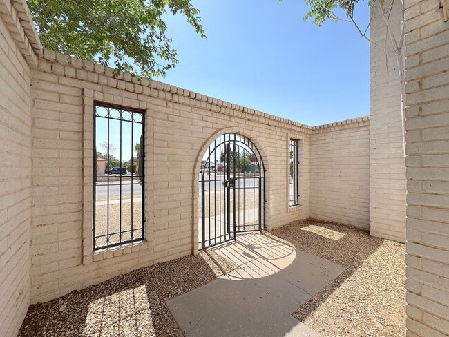 3589 Red Sails Dr in El Paso, TX - Building Photo - Building Photo