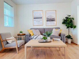 226 Paradise Dr, Unit SI ID1035866P in Ashford, WA - Building Photo