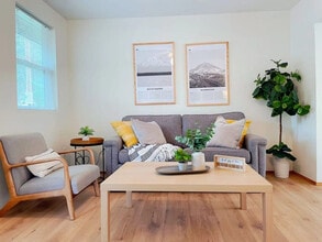 226 Paradise Dr in Ashford, WA - Building Photo - Building Photo