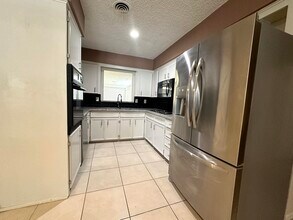 4411 27th St in Lubbock, TX - Building Photo - Building Photo