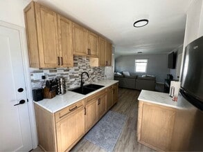 3636 S 47th St, Unit 3638 in Greenfield, WI - Foto de edificio - Building Photo