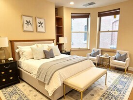 96 Gainsborough St, Unit 106W in Boston, MA - Building Photo