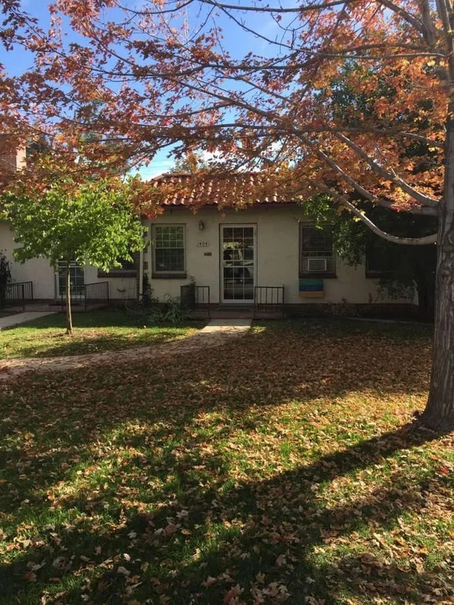 property at 1404 Ivy St