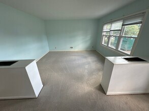 9718 Lyric Ln in Jeffersontown, KY - Building Photo - Building Photo