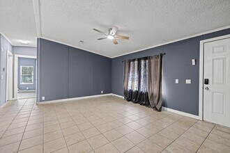 10592 SW Sandalfoot Blvd in Boca Raton, FL - Building Photo - Building Photo