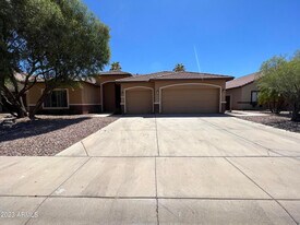 495 N Bluejay Dr in Gilbert, AZ - Building Photo