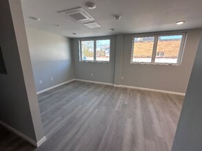 140 S Easton Rd in Glenside, PA - Building Photo - Building Photo