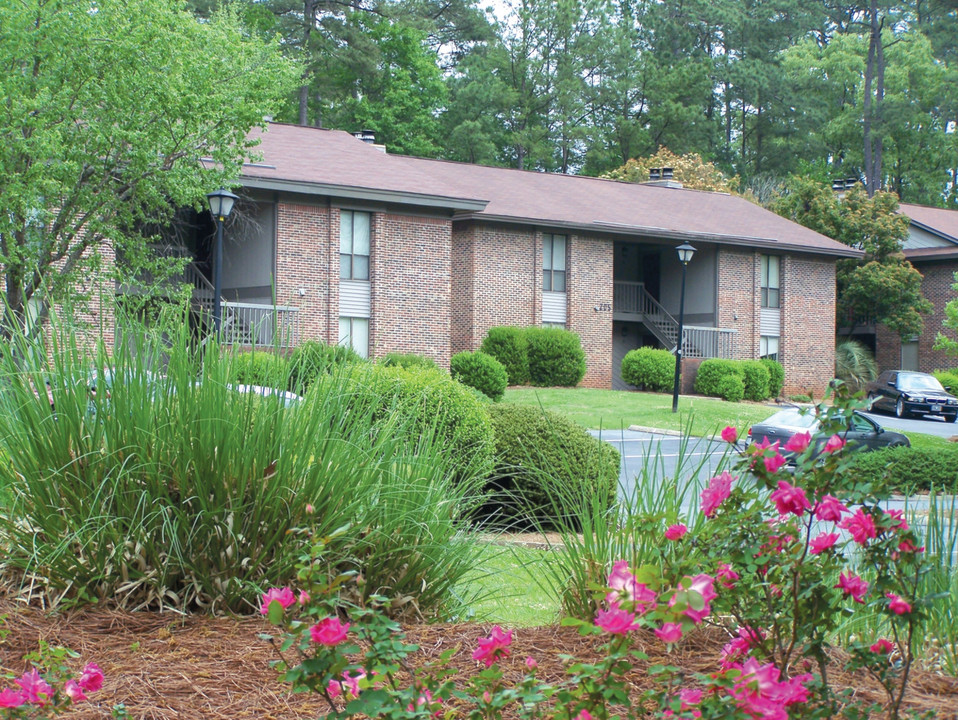 Raintree II in Columbia, SC - Building Photo