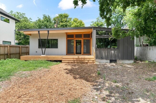 1908 Richcreek Rd in Austin, TX - Building Photo - Building Photo