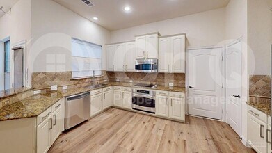 4233 Swan Forest Dr in Carrollton, TX - Building Photo - Building Photo