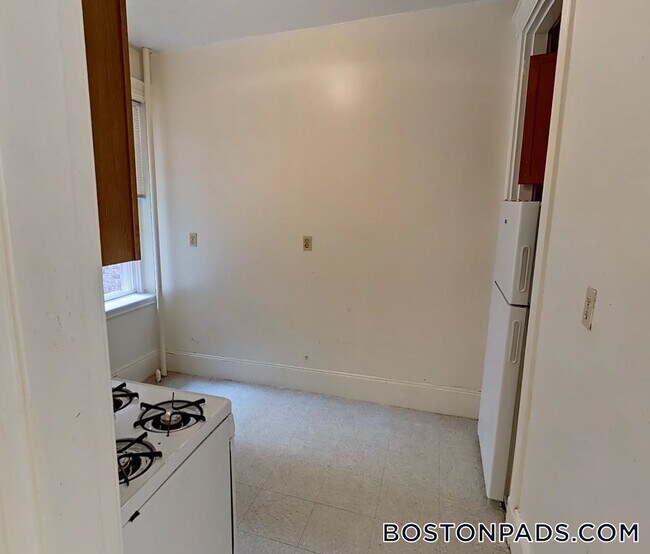 24 Westland Ave in Boston, MA - Building Photo - Building Photo