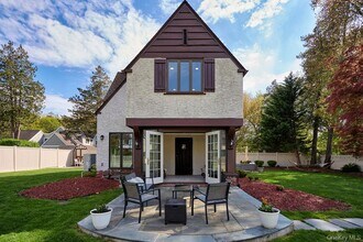 4 Glenwolde Park in Tarrytown, NY - Building Photo - Building Photo