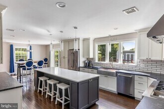 4981 New Rd in New Hope, PA - Building Photo - Building Photo