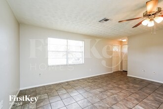 8185 Kings Bay Blvd in Ft. Myers, FL - Building Photo - Building Photo