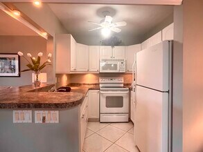 243 Coventry K in West Palm Beach, FL - Building Photo - Building Photo