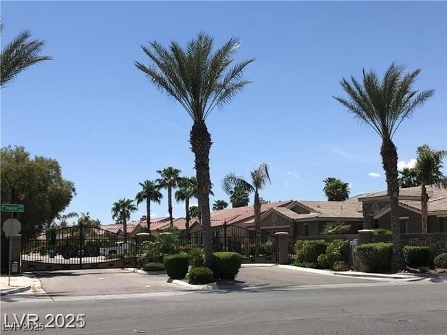 6645 Natalia Ct in Las Vegas, NV - Building Photo - Building Photo