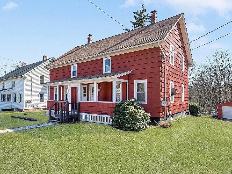 45 Main St, Unit 45 in Plainfield, CT - Foto de edificio