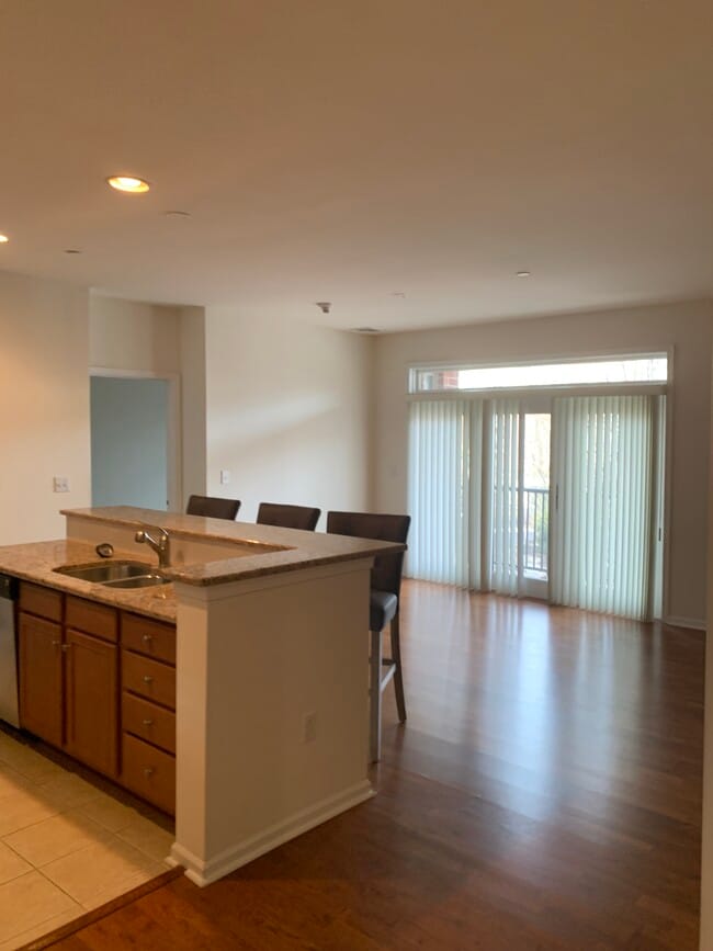 321 Carson Ter, Unit 321 in Huntingdon Valley, PA - Building Photo - Building Photo