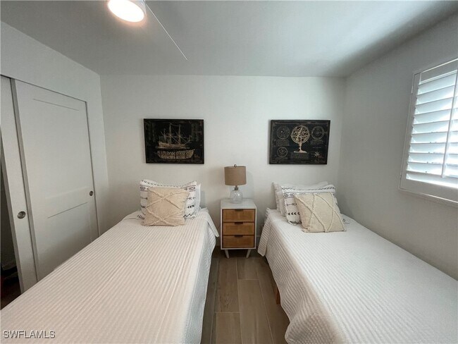 property at 1417 Chesapeake Ave