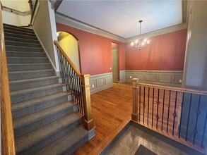 1027 Pearl Point NE in Atlanta, GA - Building Photo - Building Photo