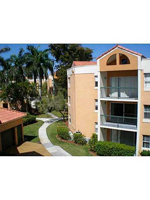 6292 NW 186th St, Unit 2005M in Hialeah, FL - Building Photo - Building Photo