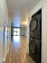 3264 Mendenhall Loop Rd in Juneau, AK - Building Photo - Building Photo