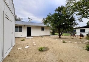 120 Berry St in Roseville, CA - Building Photo