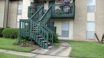 1516 Bay Area Blvd in Houston, TX - Building Photo