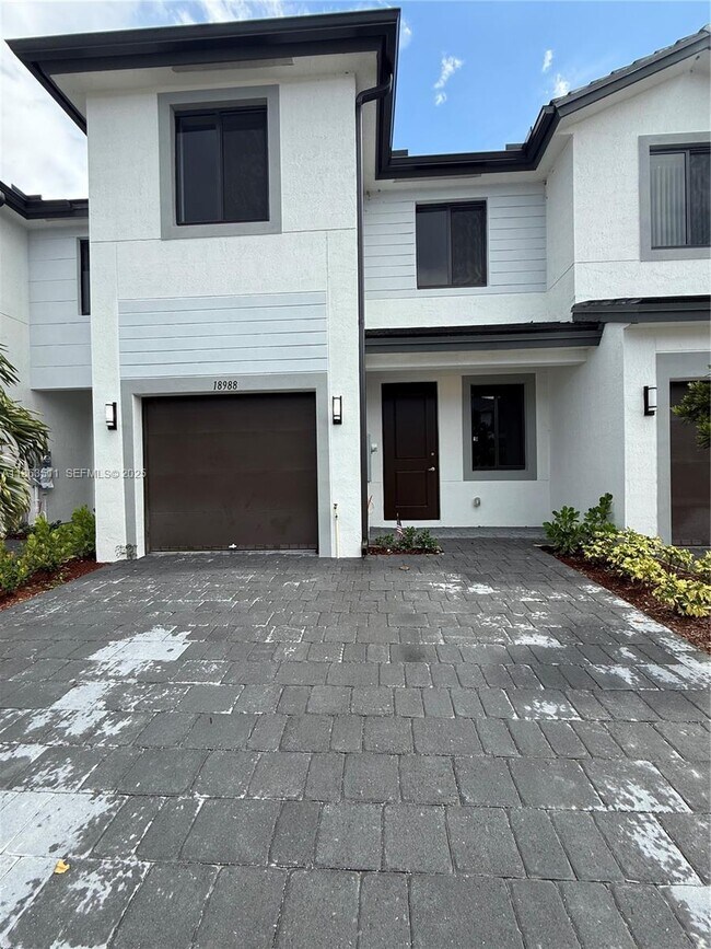 18988 SW 344th Terrace in Homestead, FL - Building Photo - Building Photo