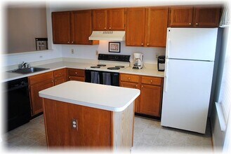 1513 Danewood Ct in Crofton, MD - Building Photo - Building Photo