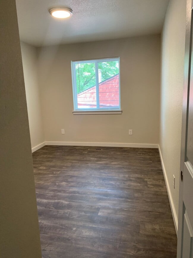 property at 338 25th Avenue Ct