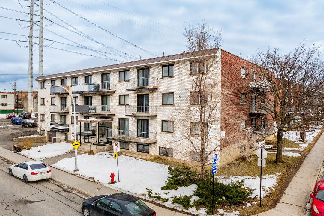 7200 De Belfroy in Montréal, QC - Building Photo