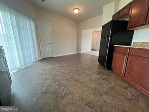 103 Goods Wy in Waynesboro, PA - Building Photo - Building Photo