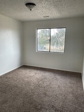 7453 Dumosa Ave in Yucca Valley, CA - Building Photo - Building Photo