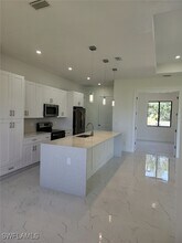 316 Jacaranda Pkwy E in Cape Coral, FL - Building Photo - Building Photo