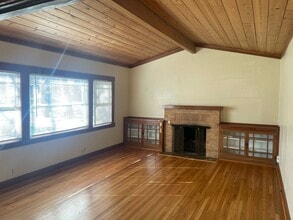 985 Willow Glen Way in San Jose, CA - Building Photo - Building Photo