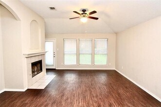 4713 Barnhill Ln in Fort Worth, TX - Building Photo - Building Photo