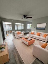 1740 S La Brea Ave, Unit 5 in Los Angeles, CA - Building Photo
