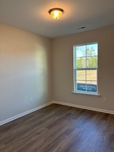 1056 Fawn Creek Dr in Wilmington, NC - Building Photo - Building Photo