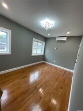 9530 Van Wyck Expy-Unit -1st FL in Queens, NY - Building Photo - Building Photo