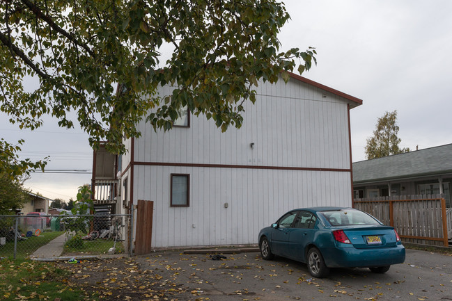 218 N Park St in Anchorage, AK - Building Photo - Building Photo